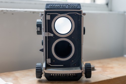 Mamiya c220 professional - c220,