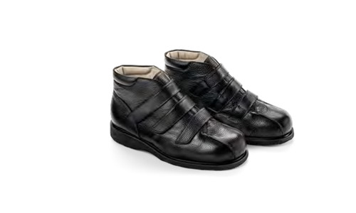 Scarpa uomo per piede