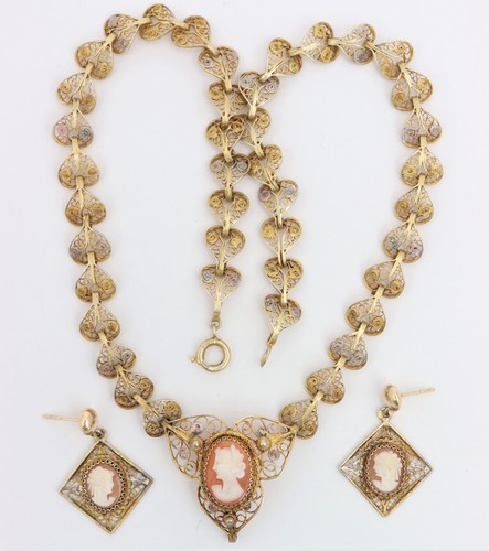 Set orecchini collana