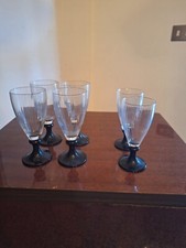 Set di 4 bicchieri grandi e 2