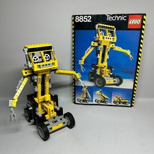 LEGO Technic Set 8852 Robot