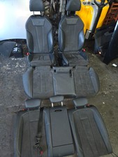 Set sedili manuali in pelle
