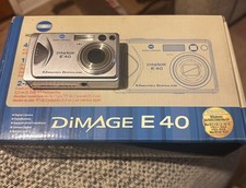 Konica Minolta Dimage E40 in