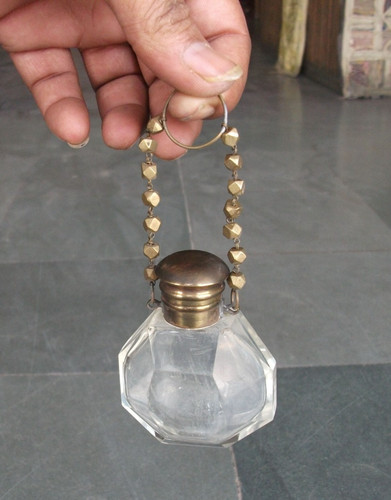 Bottiglia profumo vintage - profumo,