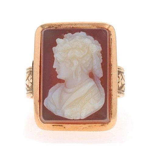 Oro giallo intagliato fasciato - intagliato,