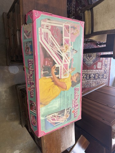 Barbie fashion plaza - barbie,