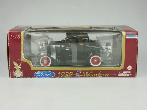 Road legends 1932 ford - 1/18,