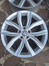 4 CERCHI IN LEGA 18" ORIGINALI VOLKSWAGEN TIGUAN IN OTTIME CONDIZIONI