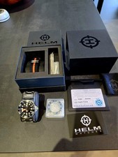 HELM KOMODO BLACK 09/2025