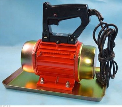 Vibratore per calcestruzzo