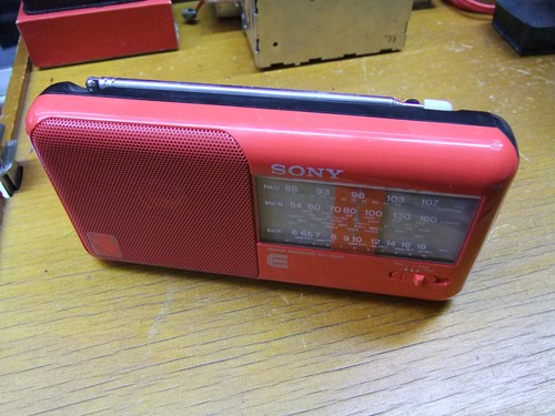 Radio tascabile sony - radio, sony,