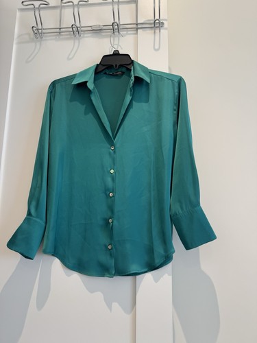 Zara blusa seta verde con - di,