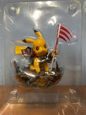 action figure Pikachu cosplay