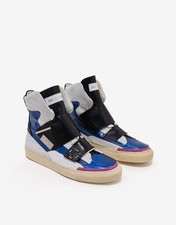 Nuove scarpe da ginnastica
