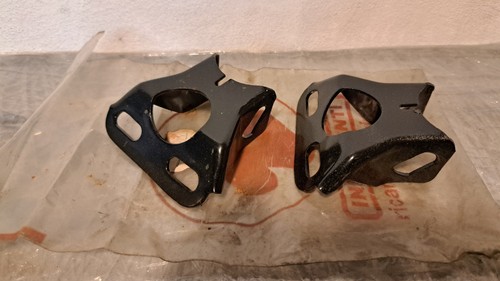 Coppia staffe supporto - staffe, di