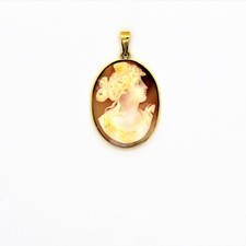 Ciondolo Cammeo in Oro Giallo