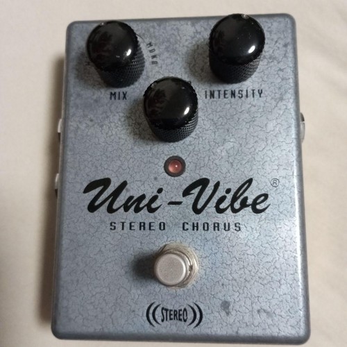 Pedale chorus stereo uni vibe - chorus, uni-vibe