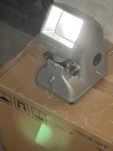 Lampada abatjour comodino