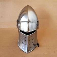 Elmetto Cavaliere Barbuta