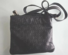 Gucci black leather bag size - black,
