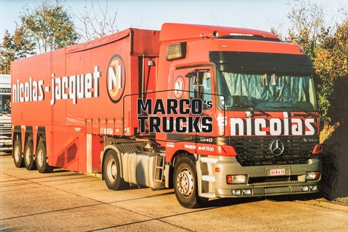 Foto camion mercedes benz - foto,