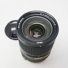 NIKON AF-S NIKKOR 18-300MM