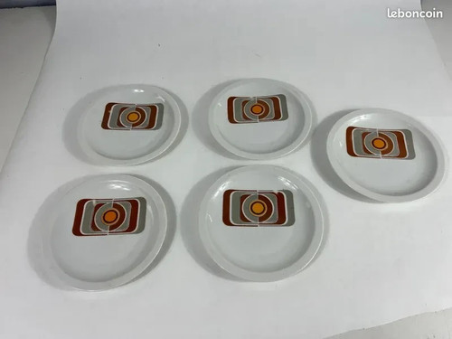 Lot assiettes à dessert - 5,