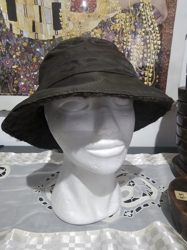 Sconto cappello - 50%,