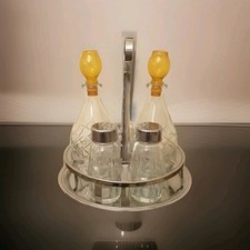 Set olio, aceto, sale e pepe