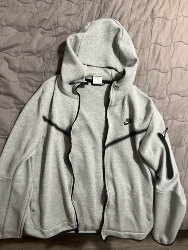 Nike tech fleece - nike, medium
