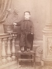 CDV Cazò, Torino, bambino su sedia, 1865 Ca. [S1752]