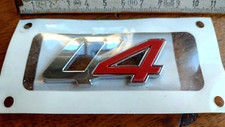 MASERATI GHIBLI logo adesivo Q4