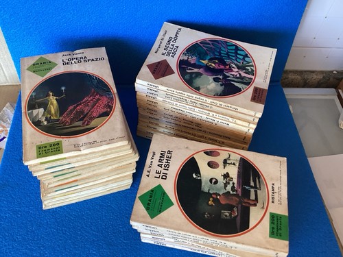 Lotto fantascienza volumi - lotto, 34