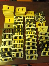 VIMAR SERIE 24 - Lotto 57 meccanismi, 38 telai, 41 placche resina avorio