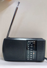 📻 Fantastica Radiolina Portatile SONY ICF-8 - AM/FM - Stile Vintage! 🎶