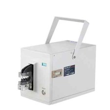 Pinza elettrica per pressatura