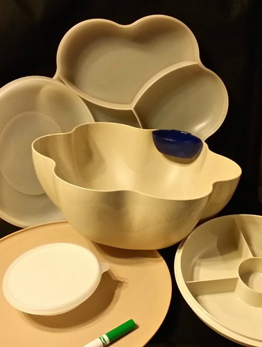 Party set tupperware - party,