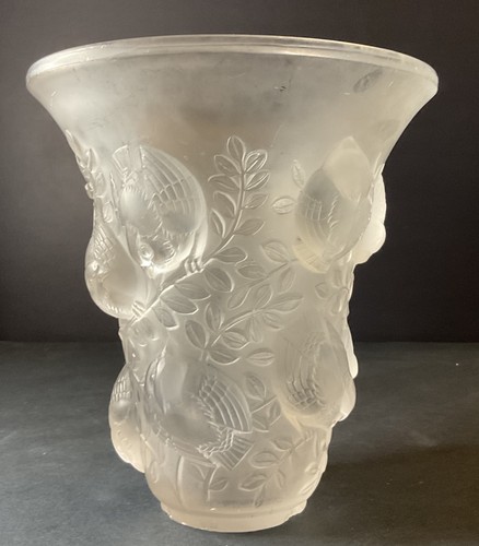 Lalique frosted dove vase - r, r