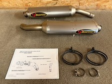 Akrapovic scarichi titanio