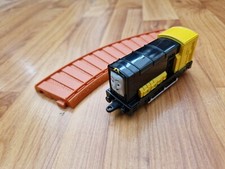 Raro Deagostini Thomas &