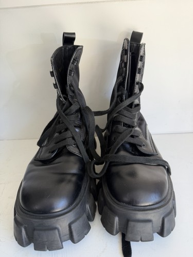 Prada monolith black leather - monolith,