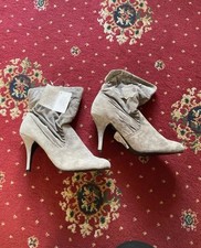 Stivali vintage nuovi look