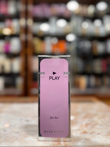 Givenchy play for her eau - givenchy,