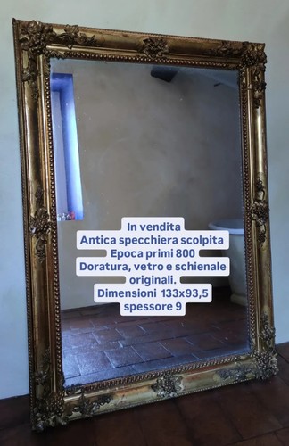 Antica grande specchiera