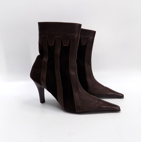 Brown pointed toe boots 4 - toe,