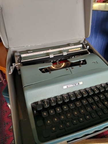 Macchina scrivere olivetti - macchina, da