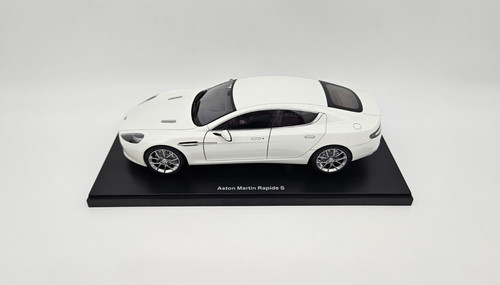 Autoart millennium - 1:18,