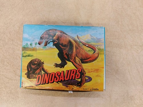 Espositore con dinosauri in - espositore, 24