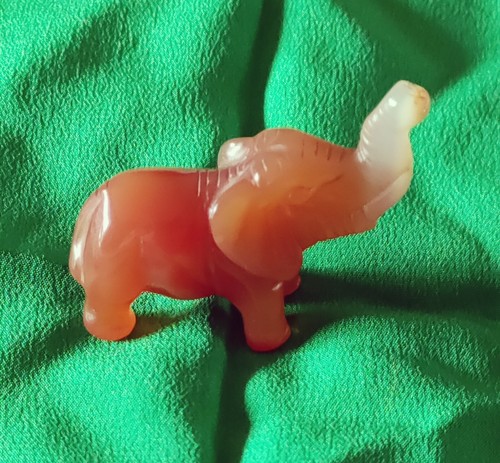 Elefante giada rosa 4 6 - rosa, =4,6