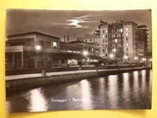 Viareggio (Lucca). Ristorante Tito del Moro - Notturno.